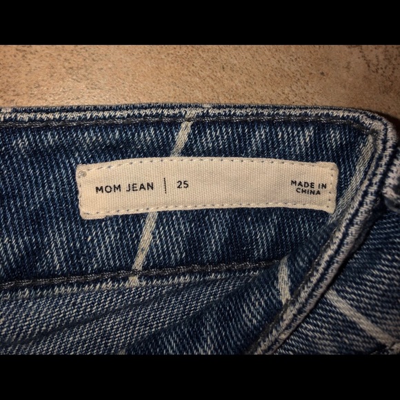 PacSun Mom Jeans - Picture 4 of 5